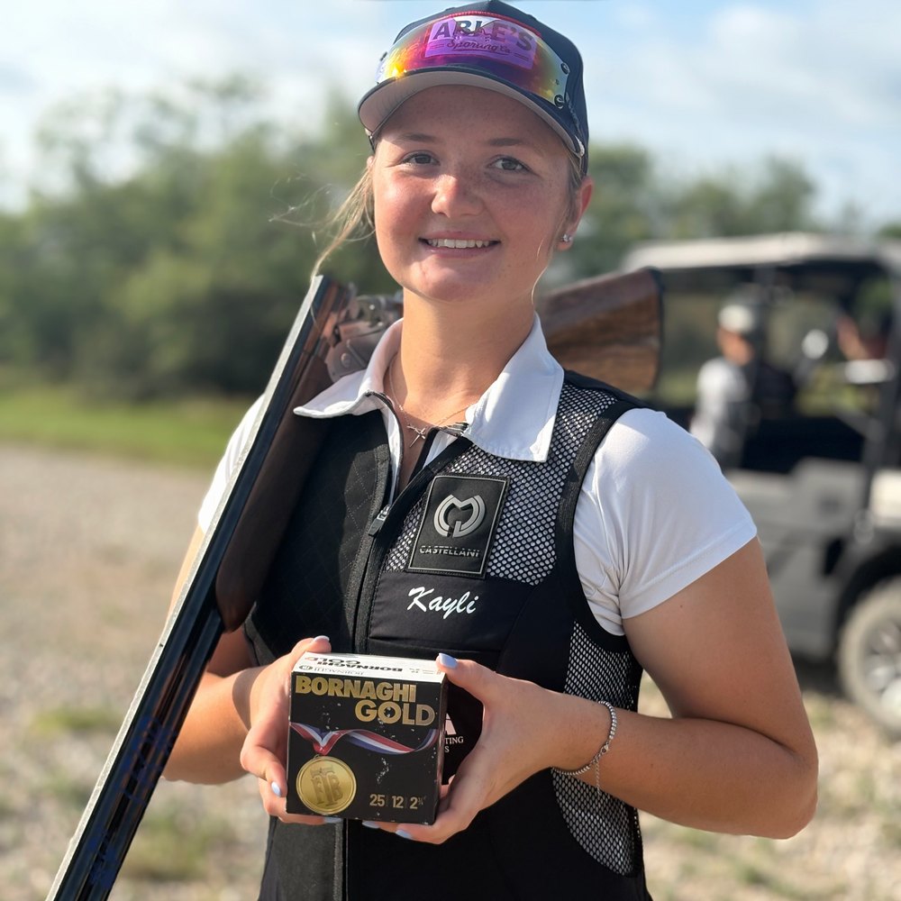 Kayli DeVusser at the course holding Bornaghi Gold shells