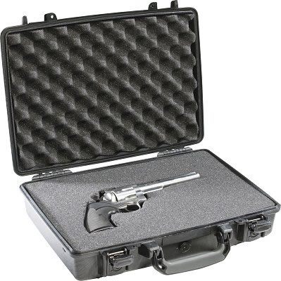 Pelican 1470 Hard Case Watertight/Crushproof/Pressure Valve/Black Finish, 16x13x4