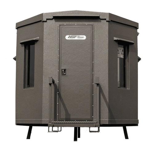 All Season Feeders Mas Chingon Stand on 5 FT Stand