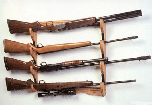 SA 10704 Wood Wall 4-Gun Rack